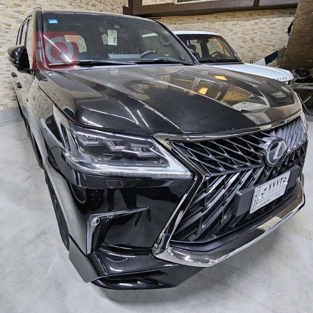 Lexus LX